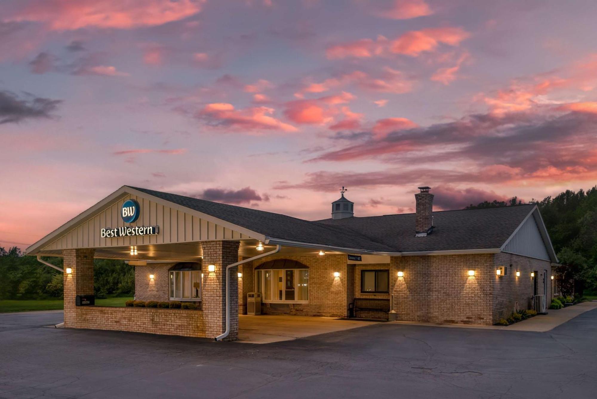 เบสท์ เวสเทิร์น ออฟ ฮาร์ทแลนด์ Hotel Hartland ภายนอก รูปภาพ